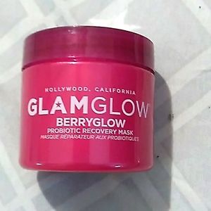 Glamglow, berryglow